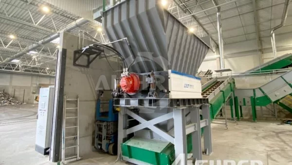 Trituradora de Doble Eje optimizada GEP ECOTECH para Residuos Voluminosos