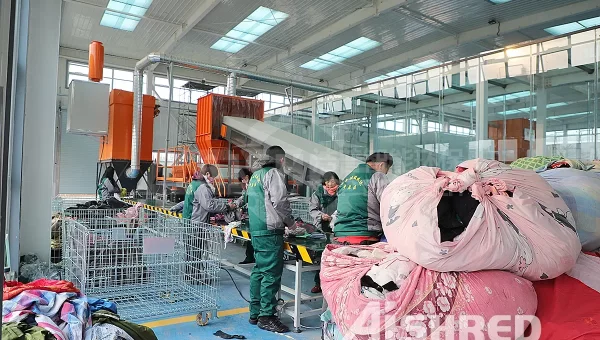 Métodos y Tecnologías para el Reciclaje de Residuos Textiles
