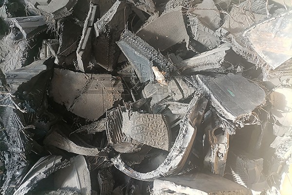 Fragmentos de caucho